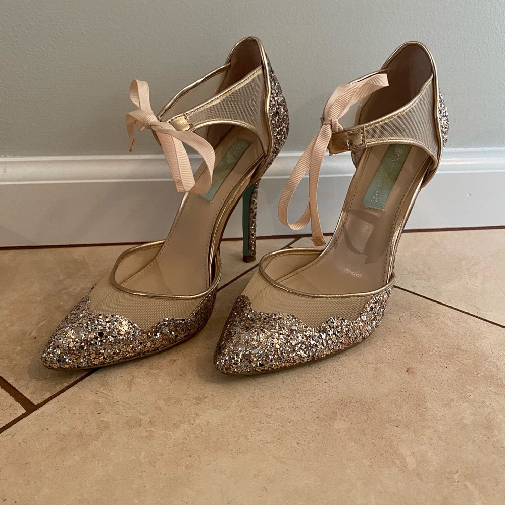 Betsey Johnson Gold and Cream Stiletto Heels